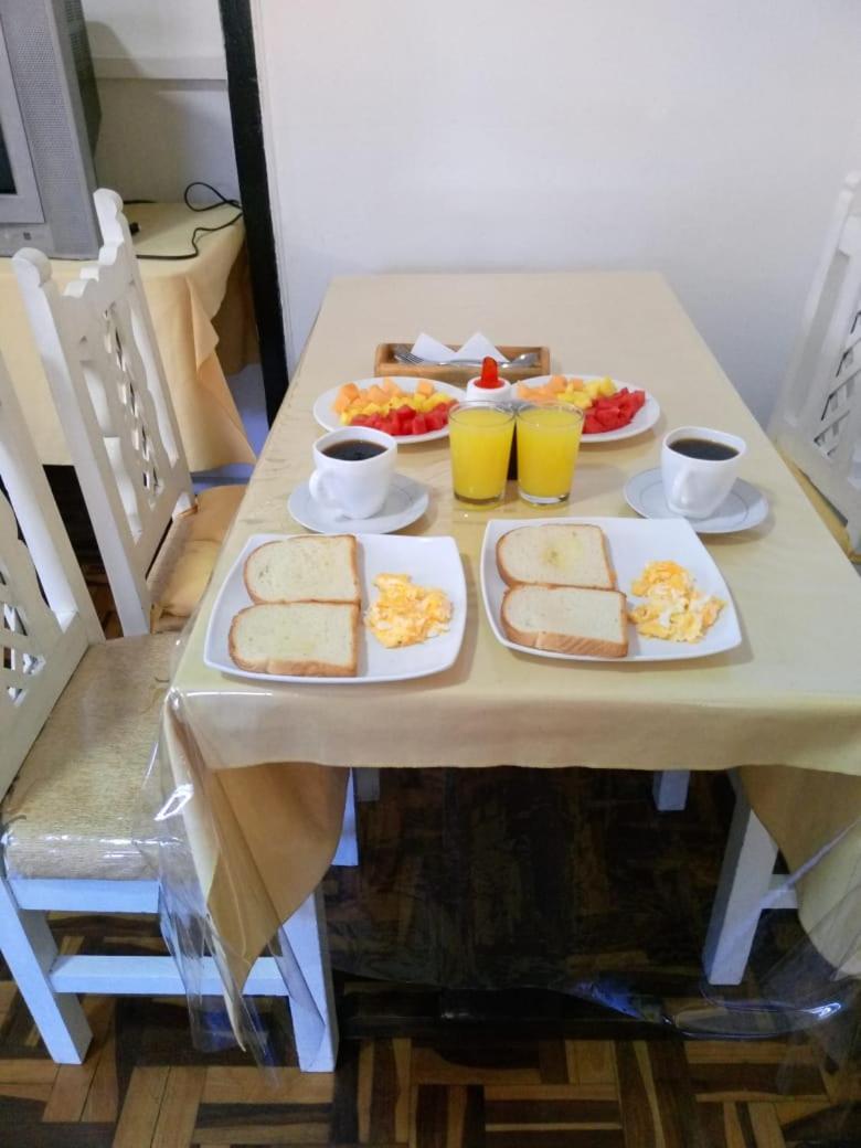 Galapagos Natural Life Hostel Кіто Екстер'єр фото