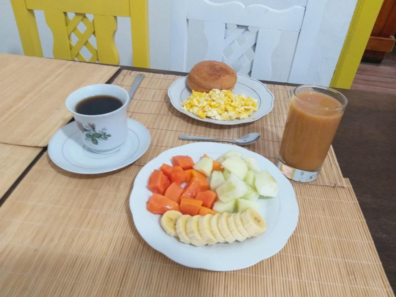 Galapagos Natural Life Hostel Кіто Екстер'єр фото